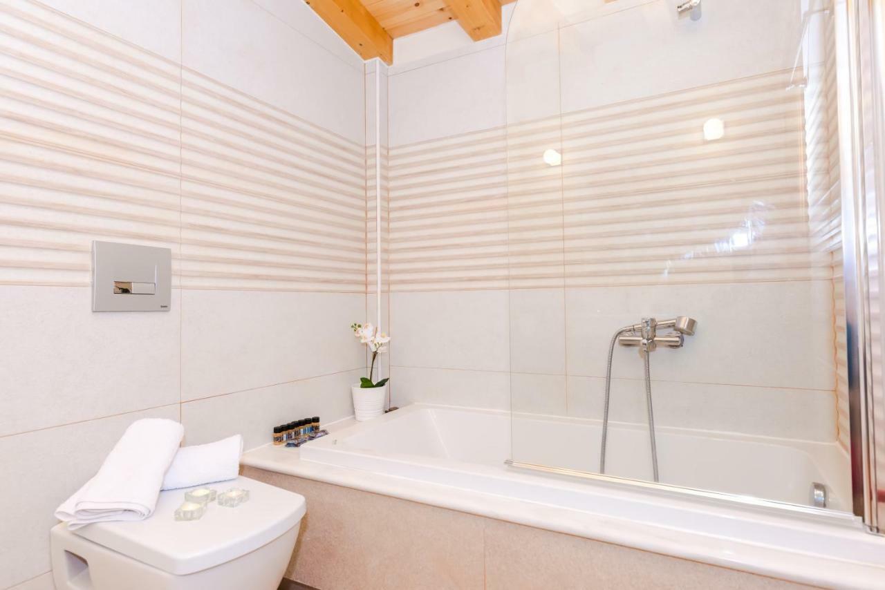 Mon Emvasia Margarites Villas Margarítai エクステリア 写真